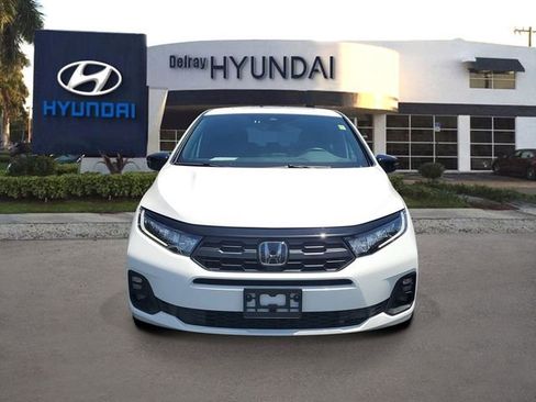 Used 2025 Honda Odyssey Sport-L image 2