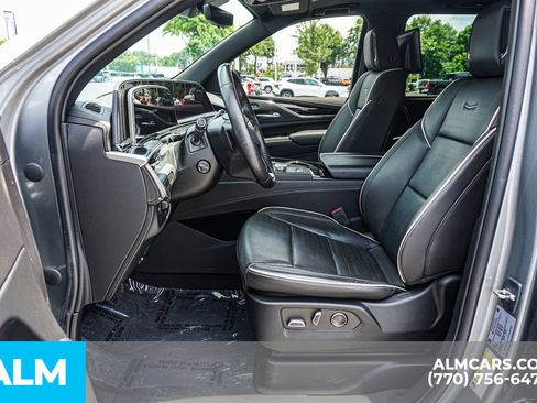 Used 2023 Cadillac Escalade ESV Sport RWD image 22