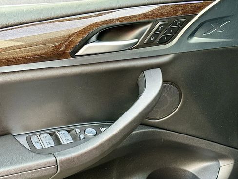 Certified 2022 BMW X3 xDrive30i w/ Convenience Package image 18