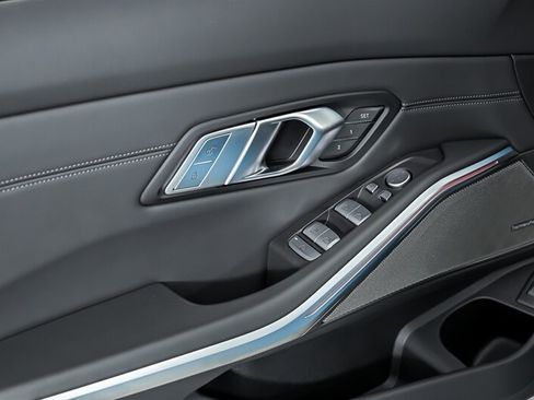 Used 2026 BMW M3 Competition AWD/4WD image 13