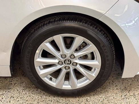Used 2025 Toyota Corolla LE w/ LE Premium Package FWD image 10