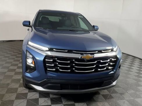 New 2026 Chevrolet Equinox LT w/ Convenience Package II FWD image 3