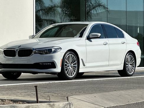 Used 2018 BMW 530i RWD image 7