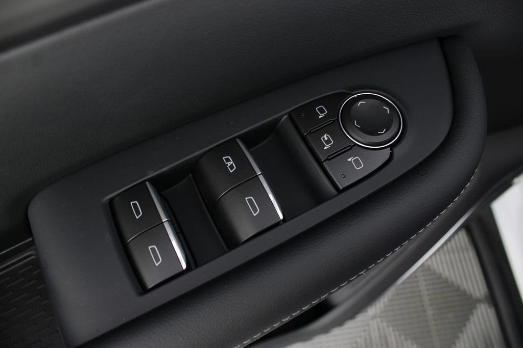 New 2027 Buick Enclave Sport Touring w/ Power Package FWD image 17