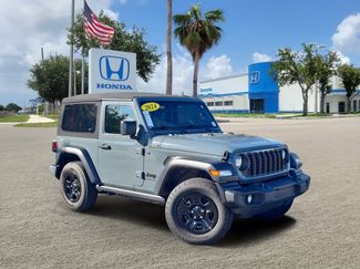 Used 2024 Jeep Wrangler Sport AWD/4WD video 1
