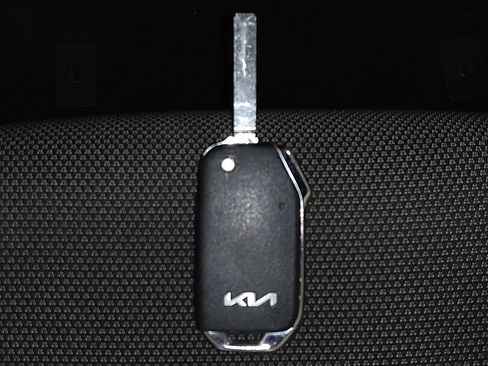 Used 2022 Kia Forte Sedan FWD image 32