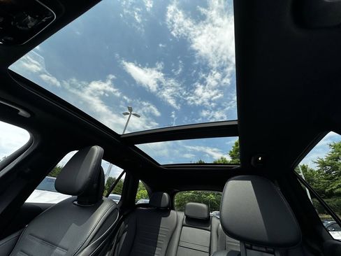 Certified 2024 Mercedes-Benz GLC 300 image 34