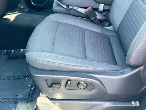 Used 2022 Chevrolet Silverado 1500 LT image 19