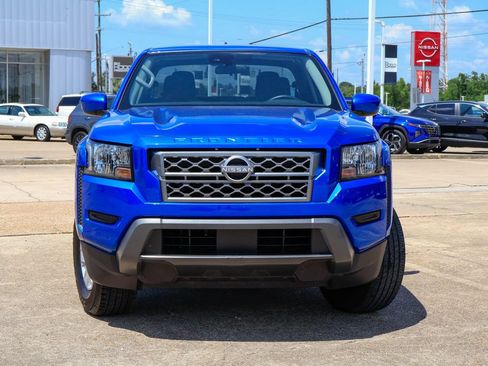Used 2024 Nissan Frontier SV RWD image 22