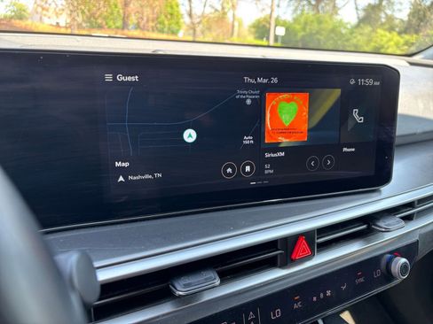 Used 2024 Kia Sorento S image 21