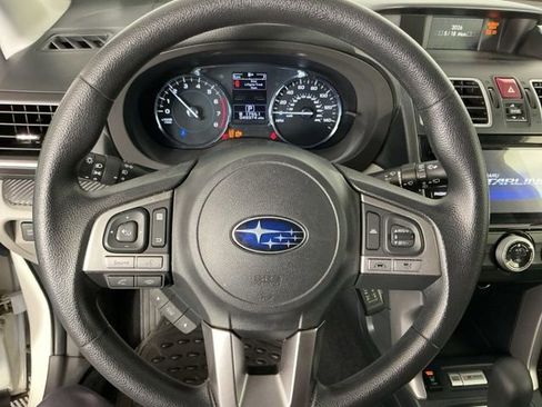 Used 2018 Subaru Forester 2.5i Premium AWD/4WD image 9
