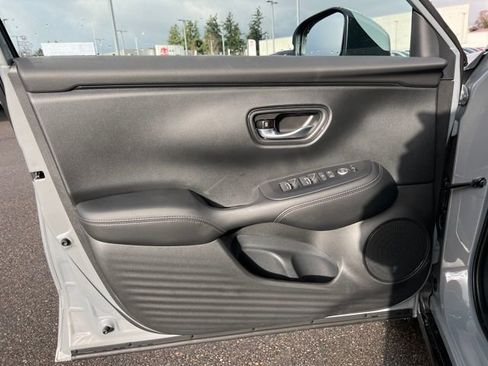 New 2026 Honda HR-V EX-L image 17