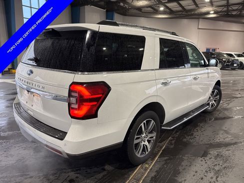 Used 2023 Ford Expedition Limited image 11