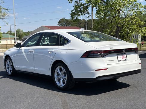 Used 2025 Honda Accord LX image 21