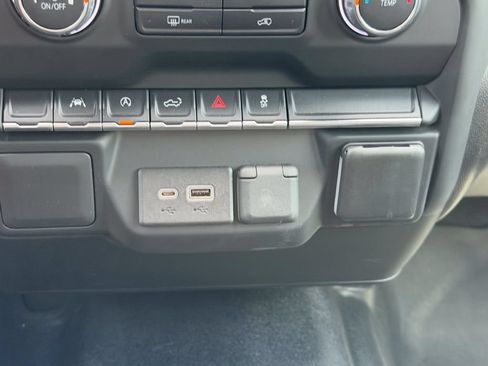 Used 2022 Chevrolet Silverado 1500 Custom AWD/4WD image 24