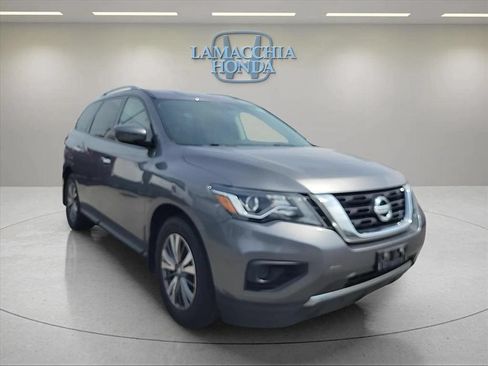 Used 2019 Nissan Pathfinder S AWD/4WD image 7