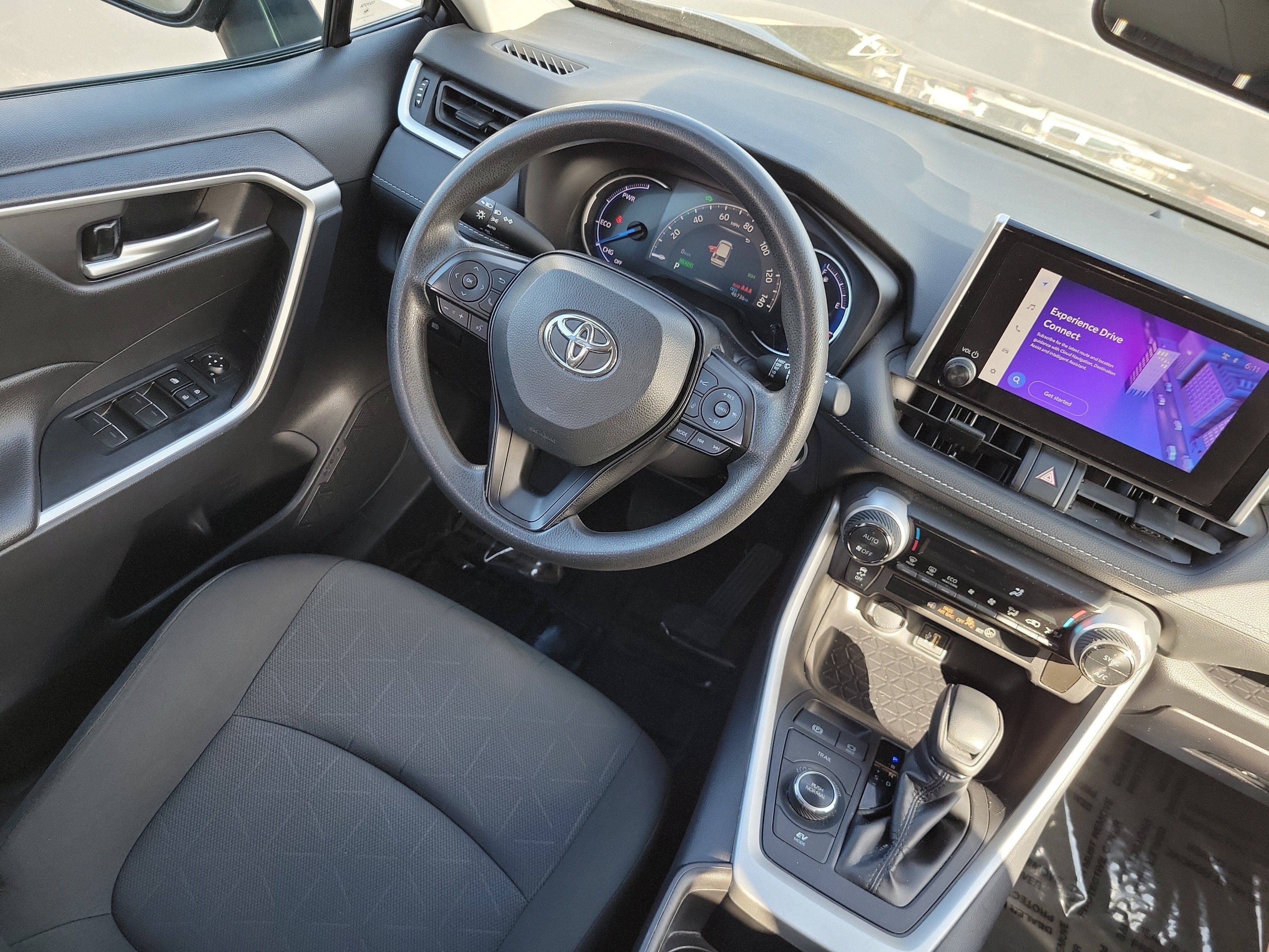 Certified 2025 Toyota RAV4 XLE AWD/4WD image 15