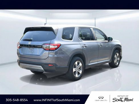Used 2024 Honda Pilot EX-L image 4