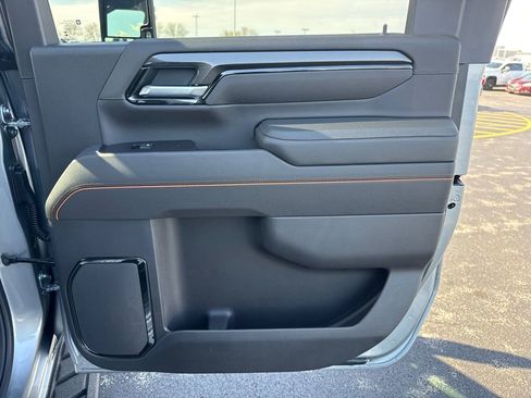 New 2026 GMC Sierra 2500 AT4 w/ AT4 Premium Plus Package AWD/4WD image 37