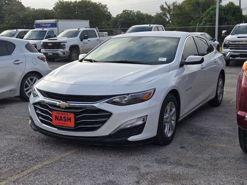Used 2024 Chevrolet Malibu LS FWD image 3