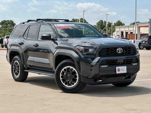 Used 2025 Toyota 4Runner TRD Off-Road Premium w/ Tow Technology Package AWD/4WD image 1