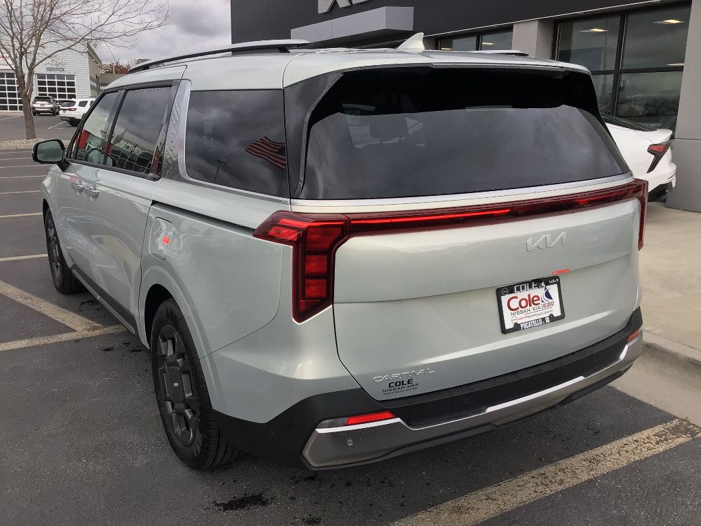 New 2026 Kia Carnival SX FWD image 4