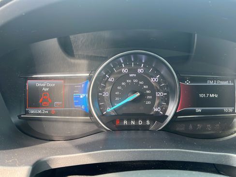 Used 2018 Ford Explorer Limited AWD/4WD image 12