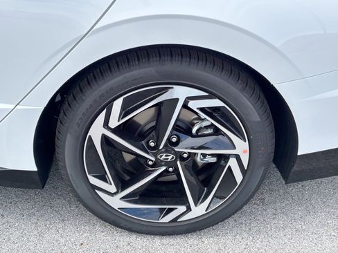 New 2026 Hyundai Sonata SEL image 9