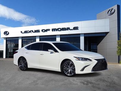 Certified 2025 Lexus ES 350 w/ Premium Package