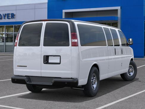 New 2025 Chevrolet Express 3500 LS RWD image 28