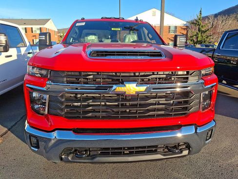 New 2026 GMC Sierra 3500 Pro image 2