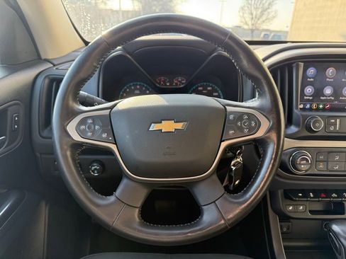 Used 2022 Chevrolet Colorado Z71 image 8