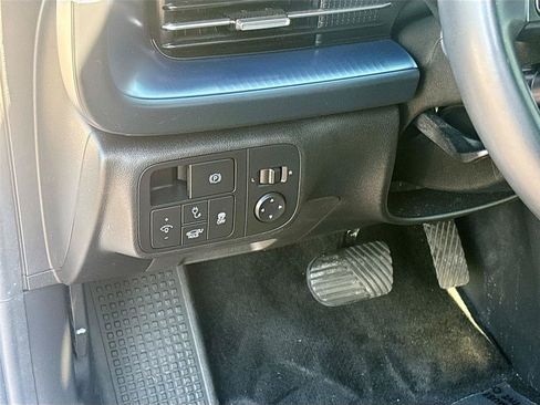 Used 2023 Hyundai Ioniq 6 SE RWD image 10