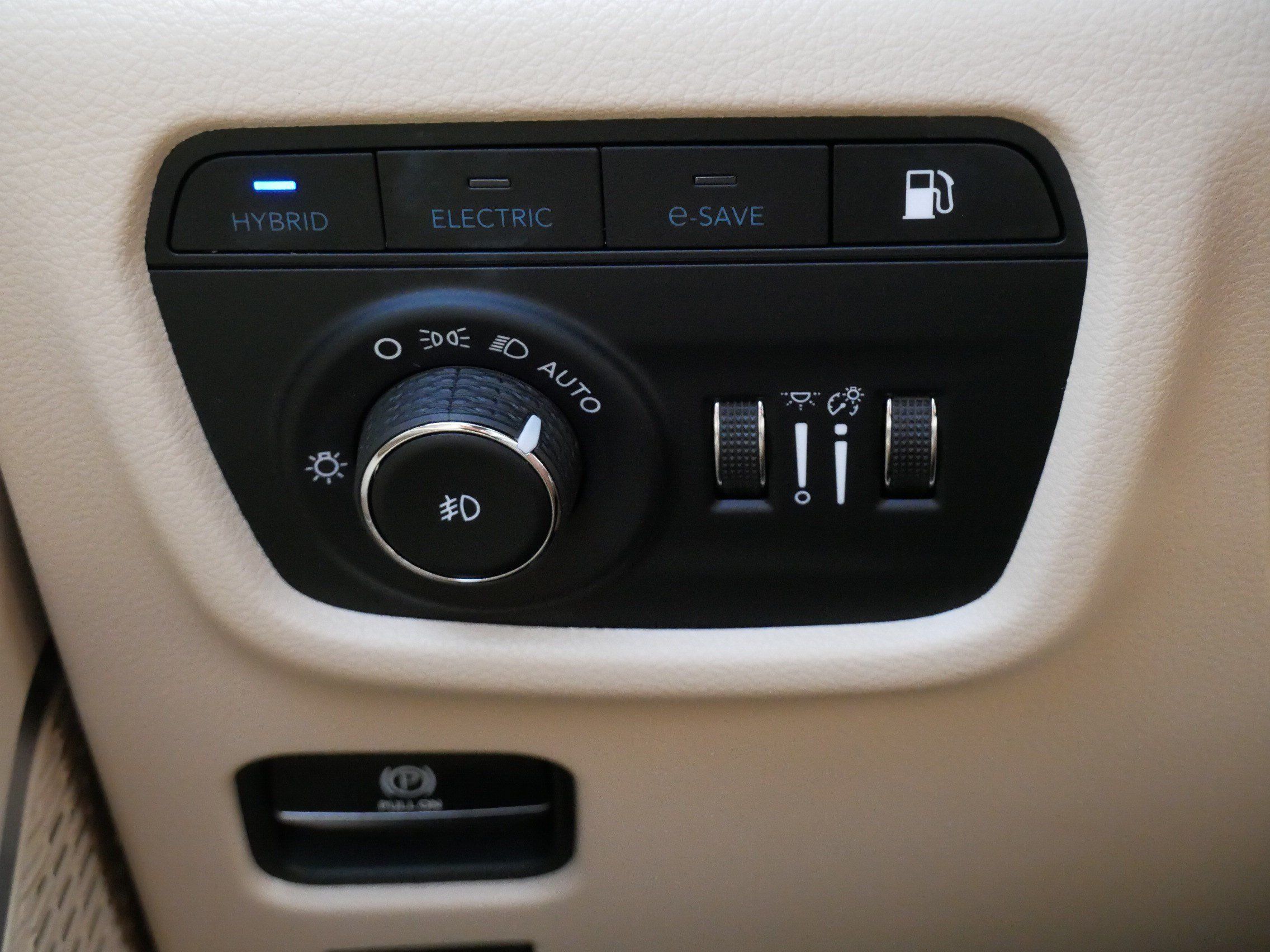 Used 2023 Jeep Grand Cherokee 4WD 4xe image 27