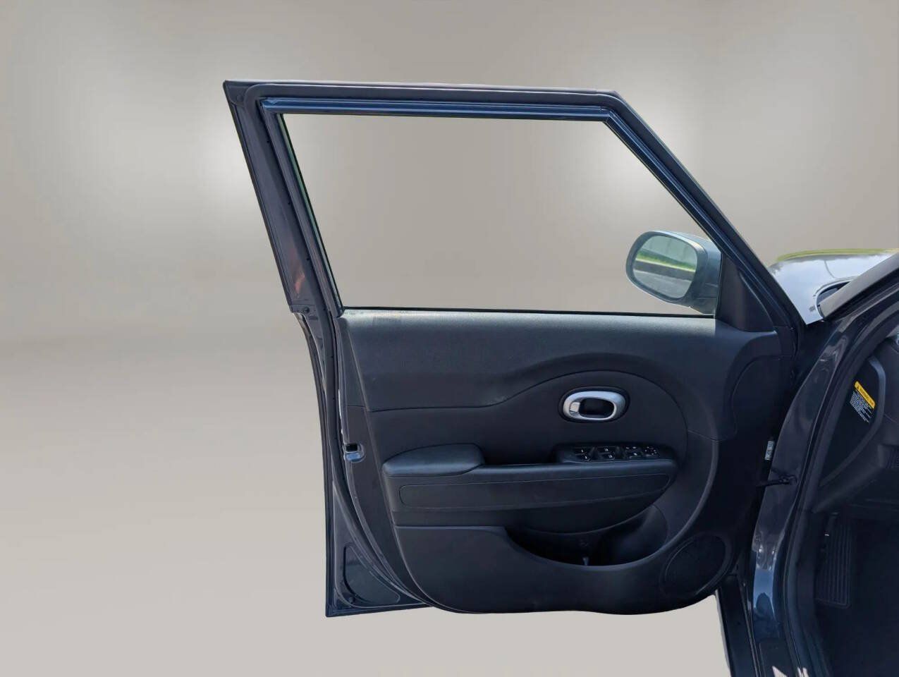 Used 2015 Kia Soul + w/ Eco Package FWD image 17