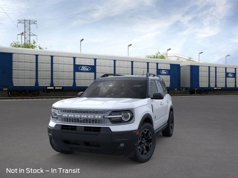 New 2025 Ford Bronco Sport Outer Banks image 2
