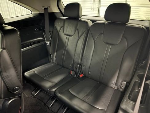 Used 2025 Kia Sorento SX FWD image 9