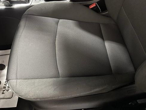 Used 2019 Chevrolet Cruze LT w/ LT Fleet Convenience Package image 15