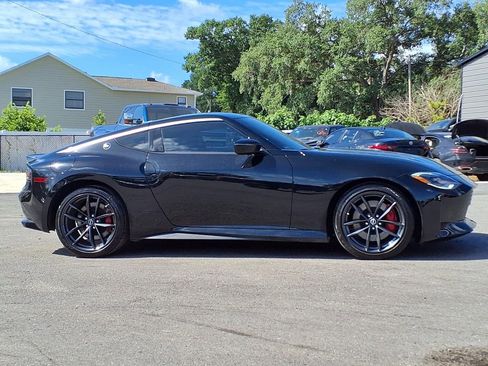 Used 2024 Nissan Z Performance w/ Floor Mat Package RWD image 8