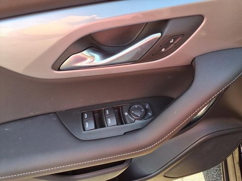 New 2026 Chevrolet Blazer LT image 9