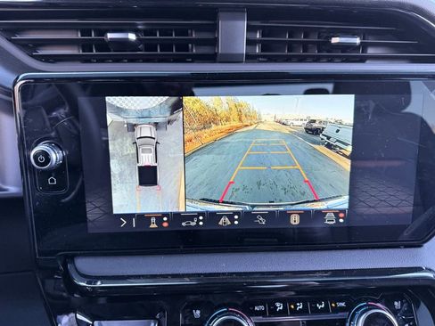 Used 2026 GMC Sierra 1500 AT4 image 18