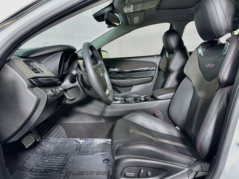 Used 2016 Chevrolet SS RWD image 28