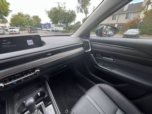Used 2026 MAZDA CX-50 AWD 2.5 S w/ Premium Package image 37