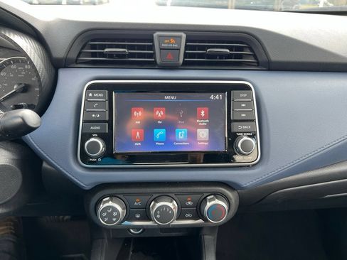 Used 2024 Nissan Versa SV FWD image 19