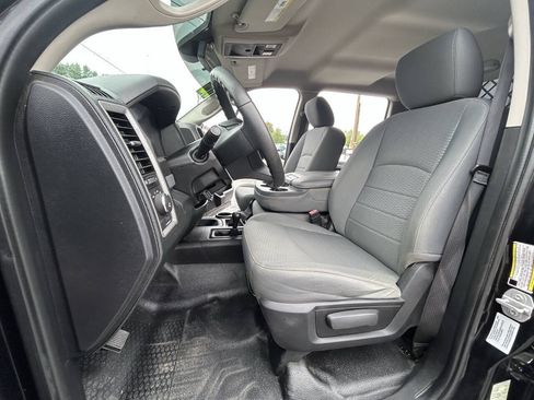 Used 2015 RAM 4500 Tradesman w/ Chrome Appearance Group AWD/4WD image 17