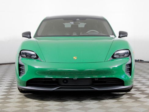 Used 2023 Porsche Taycan GTS image 10