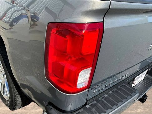Used 2017 Chevrolet Silverado 1500 High Country RWD image 26