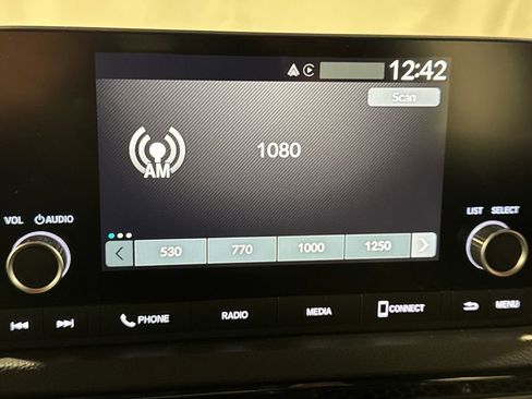 Used 2025 Honda Civic Sport image 17