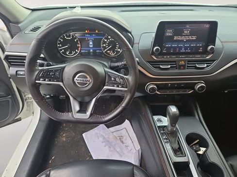 Used 2022 Nissan Altima 2.5 SR image 10