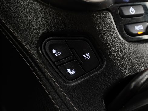 Used 2019 Chevrolet Tahoe Premier w/ Premier Plus Edition AWD/4WD image 24